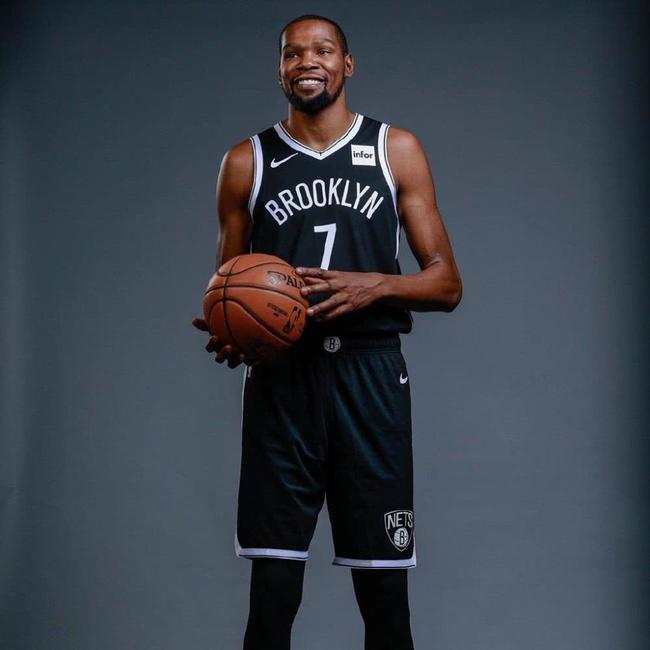 球员更多需 球员更多需