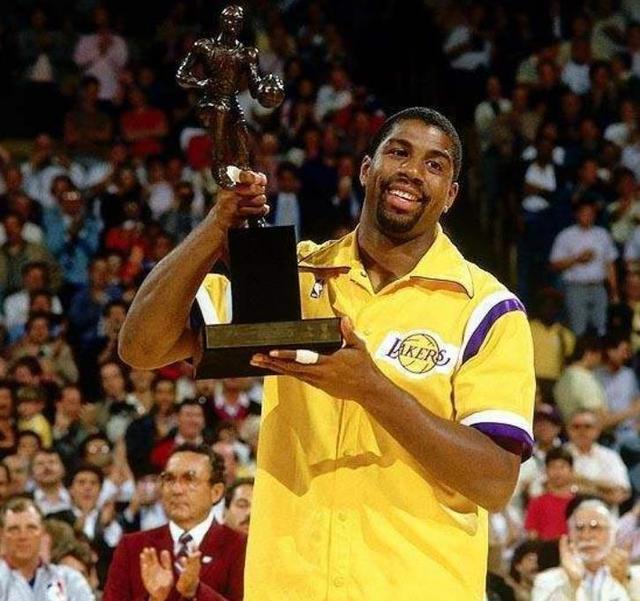 成千上万的 成千上万的